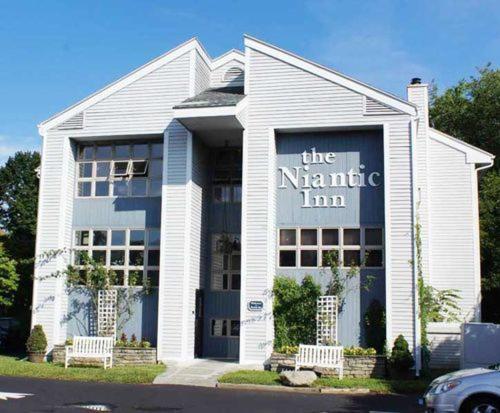 The Niantic Inn Exterior foto